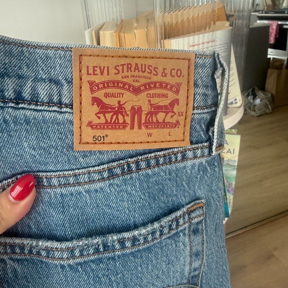 Levi’s 501s never worn 28x30